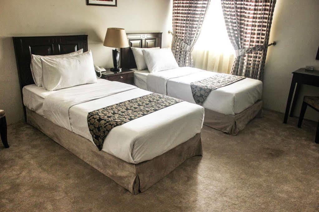 Royalton Hotel Ravalpindi Kültér fotó