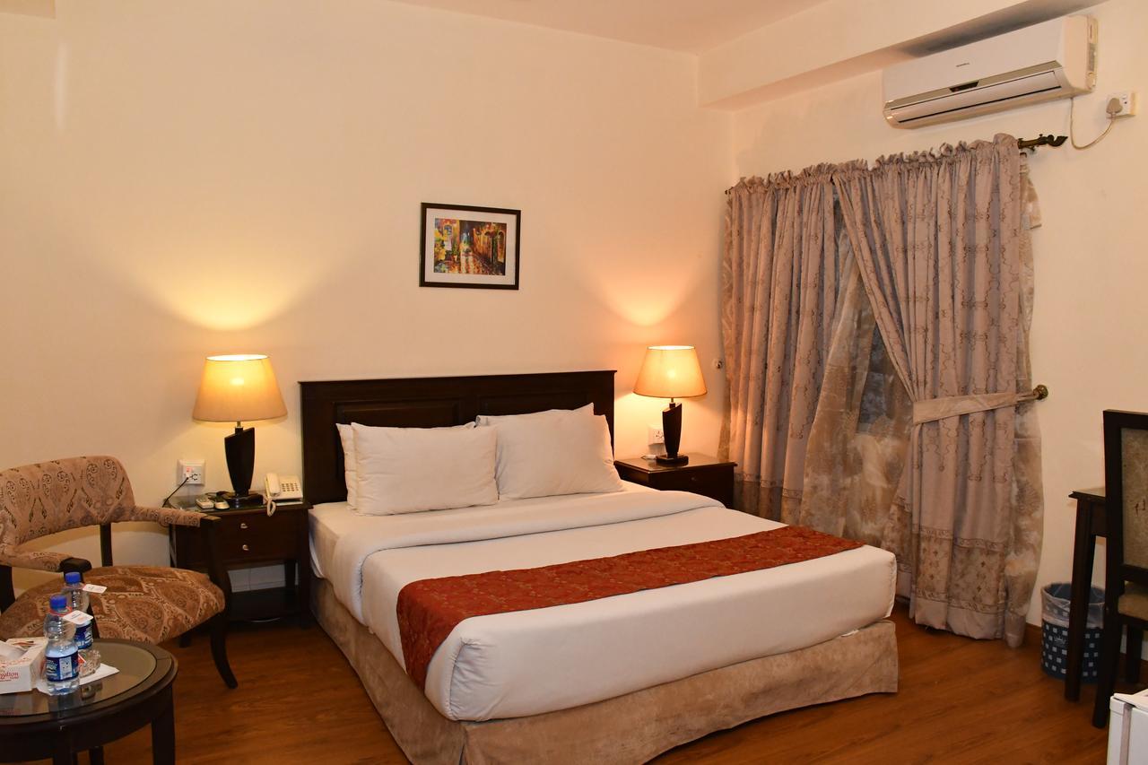 Royalton Hotel Ravalpindi Kültér fotó