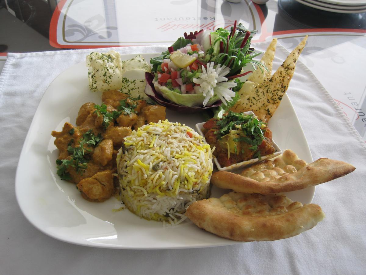Royalton Hotel Ravalpindi Kültér fotó