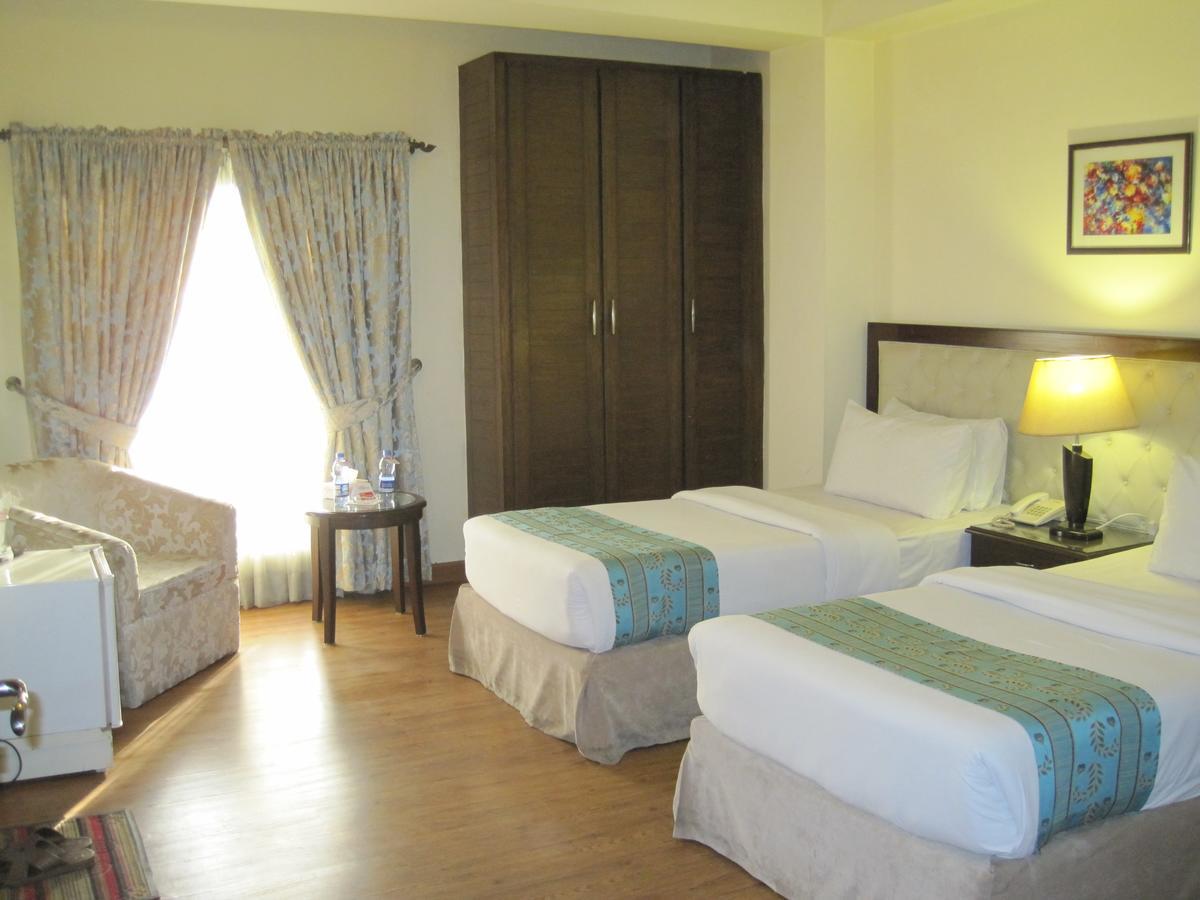 Royalton Hotel Ravalpindi Kültér fotó